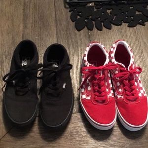 Lot of 2 (Size 5) “VANS”